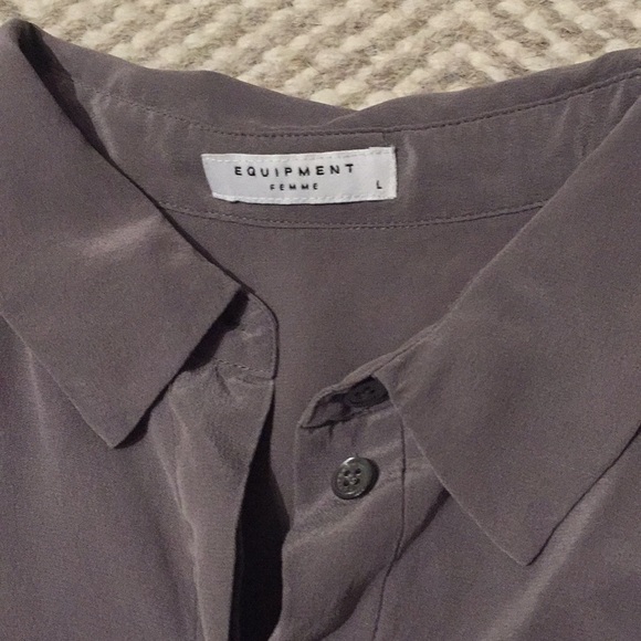 Equipment sleeveless collar shirt %100 silk - Picture 2 of 4